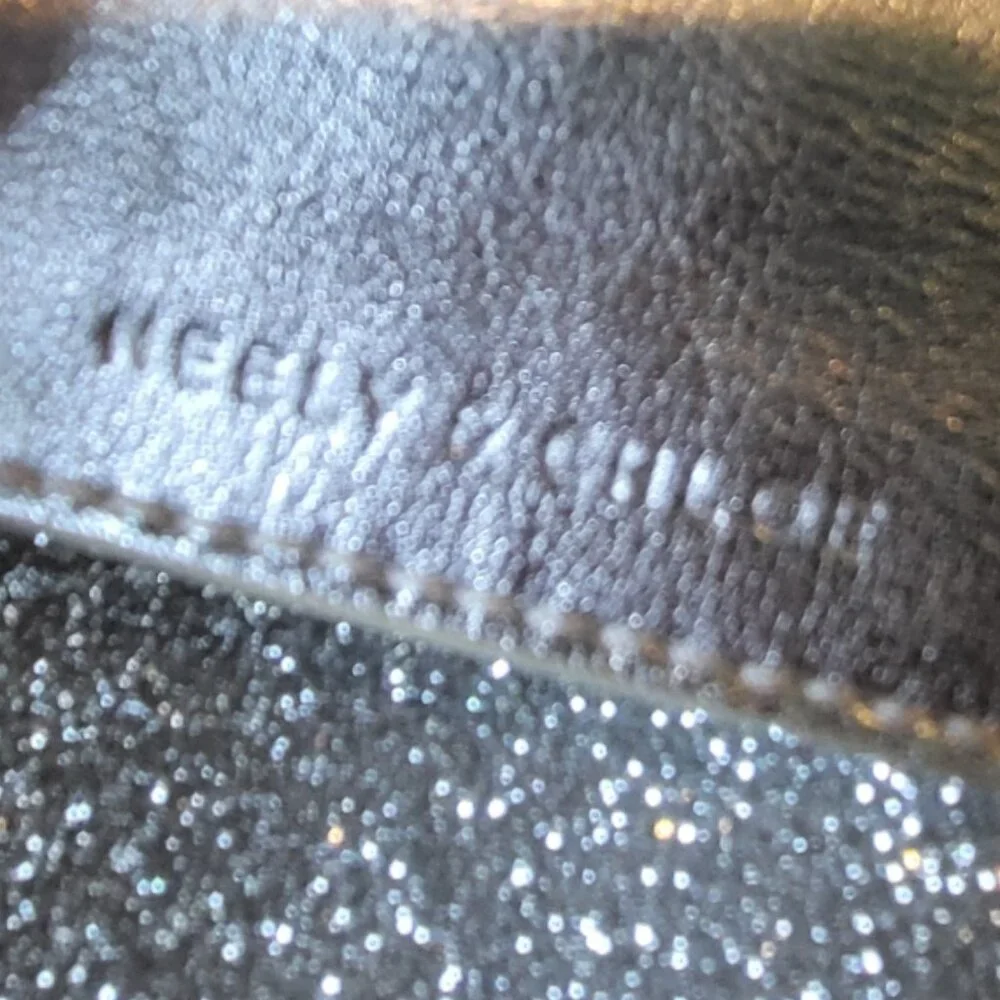 Neely & Chloe Silver Glitter Flat Clutch Pouch Organizer Zipper Sparkly Gift